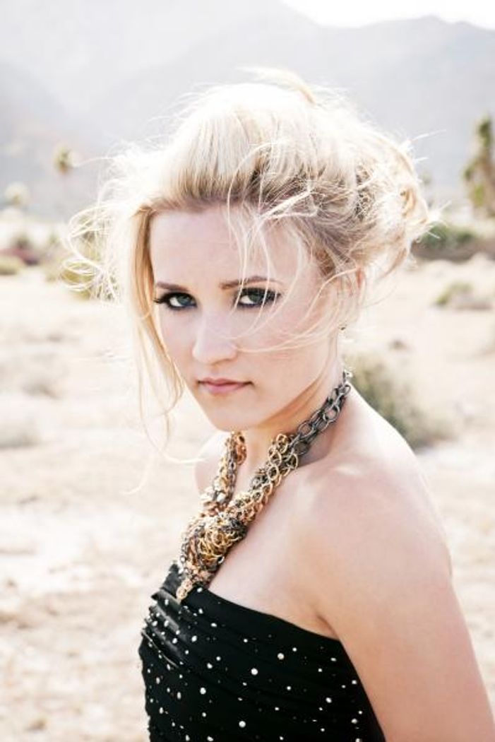 Fan Emily Osment on myYearbook