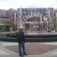 Meet New People like WOw!! WooHoo on myYearbook
