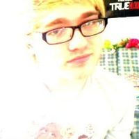 Meet New People like Brett [ Im gay, no Tague on myYearbook