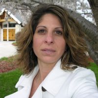 Meet New People like Lisa Marie Lonardo on myYearbook